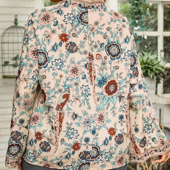 Multicolor Boho Women's Floral Print Full Sleeve Bell Sleeve Blouse - Picture 2 of 5